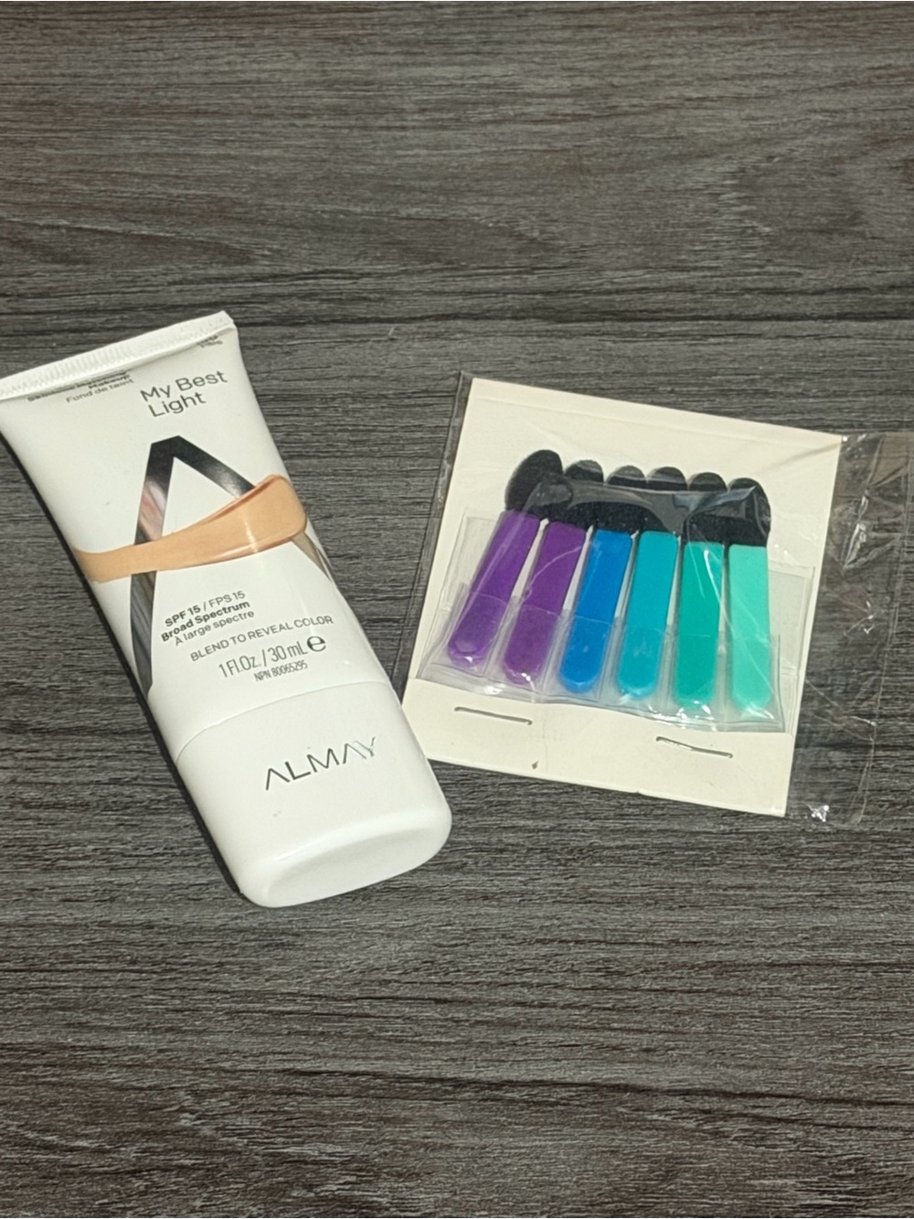 Makeup Bundle - Picture 5 of 6